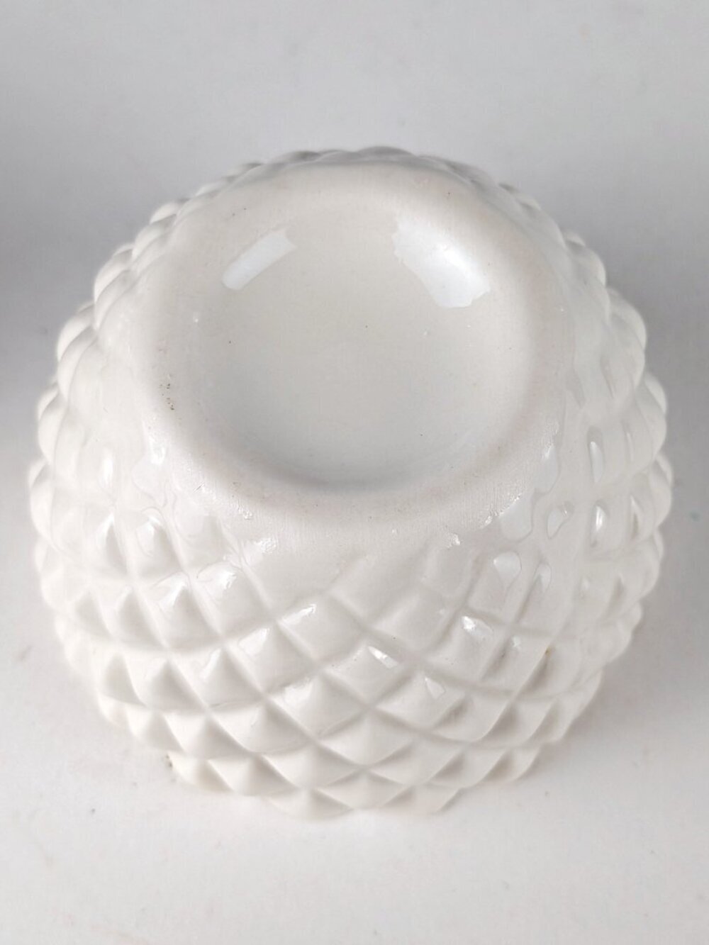 Vintage Ceramic Pineapple Trinket Box - Picture 5 of 7